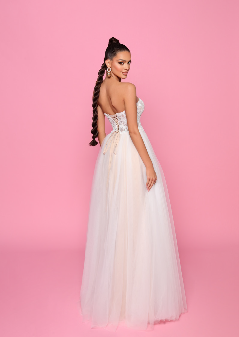 Nicoletta - NP147 (Available Ivory/Nude)
