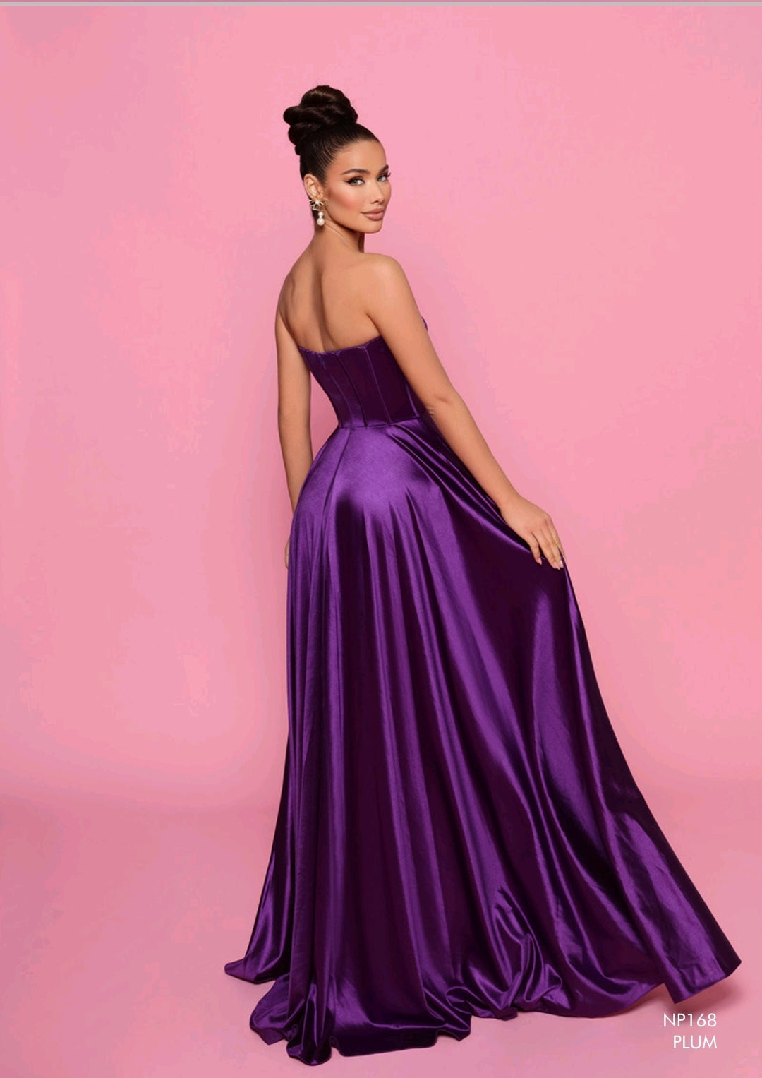 Nicoletta - NP168 (Available Champagne, Soft Sage and Plum)