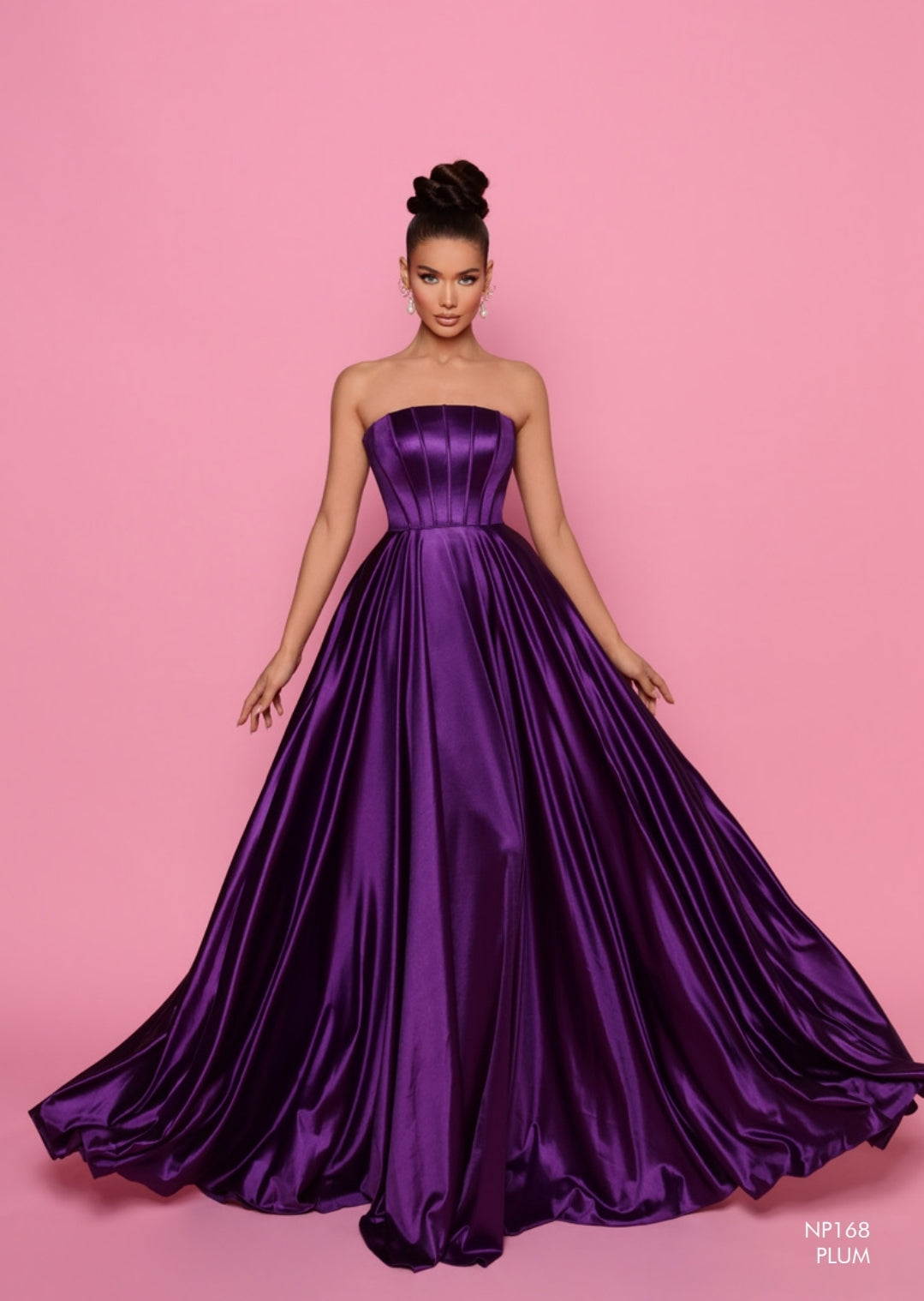 Nicoletta - NP168 (Available Champagne, Soft Sage and Plum)