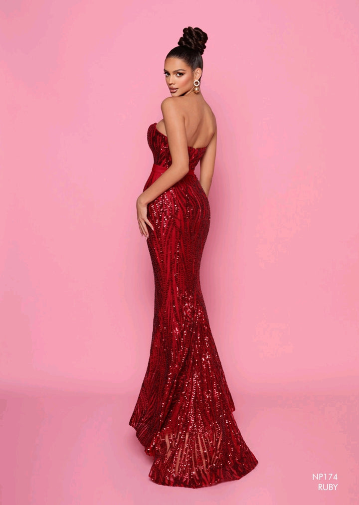 Nicoletta - NP174 (Available sample Ruby)