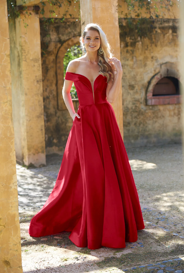 Tania Olsen Designs PO861 Beth  (Available in Emerald, Fuchsia, Red, Navy, Black, Vintage White, White and Cobalt Blue)