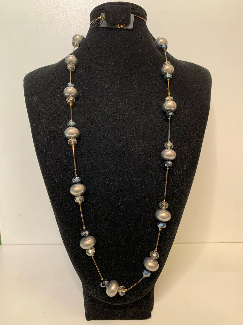 Stellar Rose Onyx and Pearl Beaded Necklace Long 72075